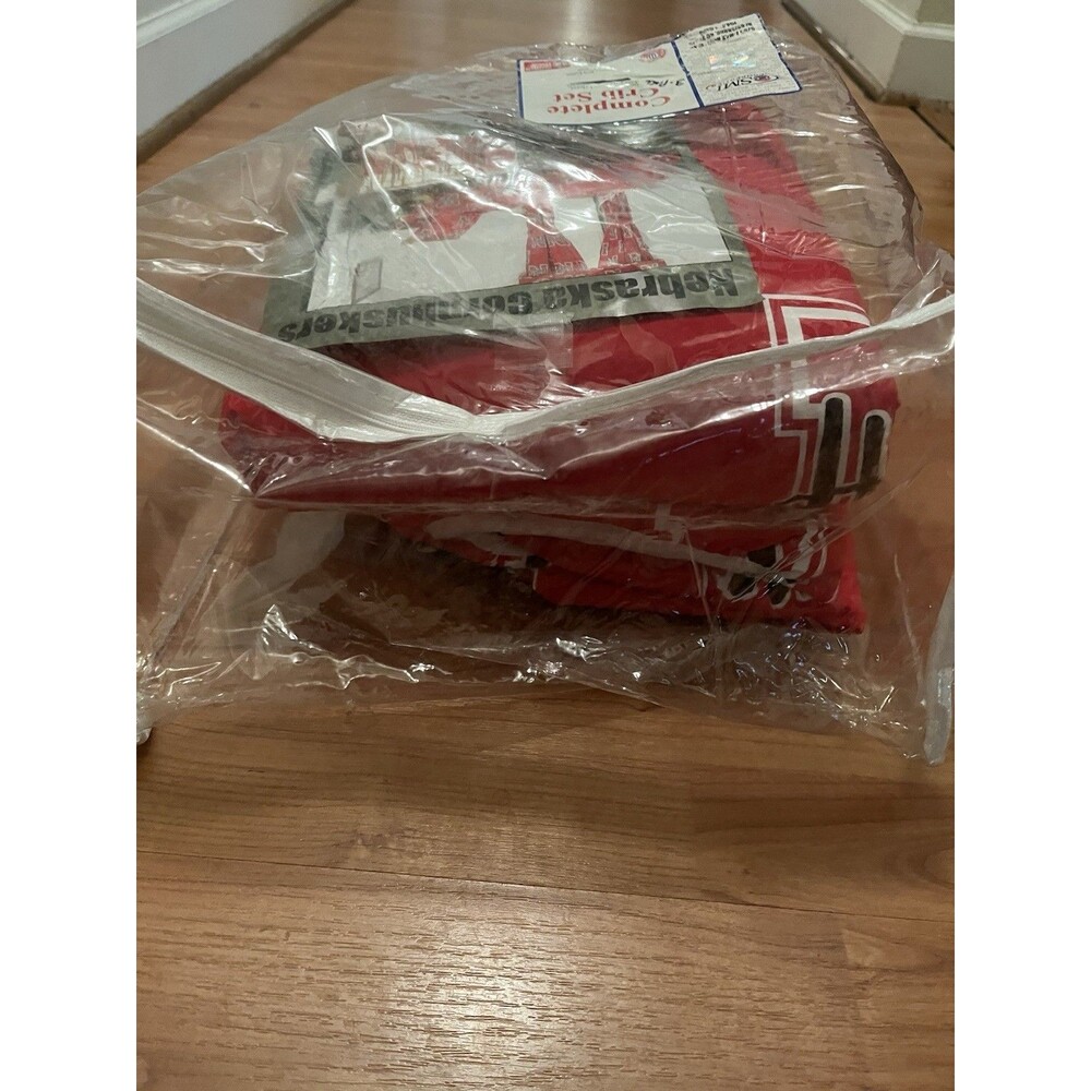 Nebraska Huskers 3 Piece Baby Crib Set - Picture 8 of 12